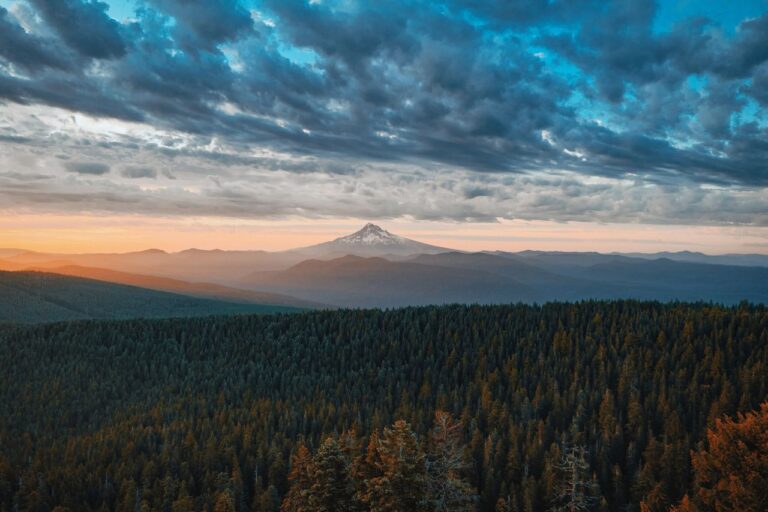 Oregon – atrakcje, wybrzeże Pacyfiku, wodospady, wulkany i jezioro Crater Lake